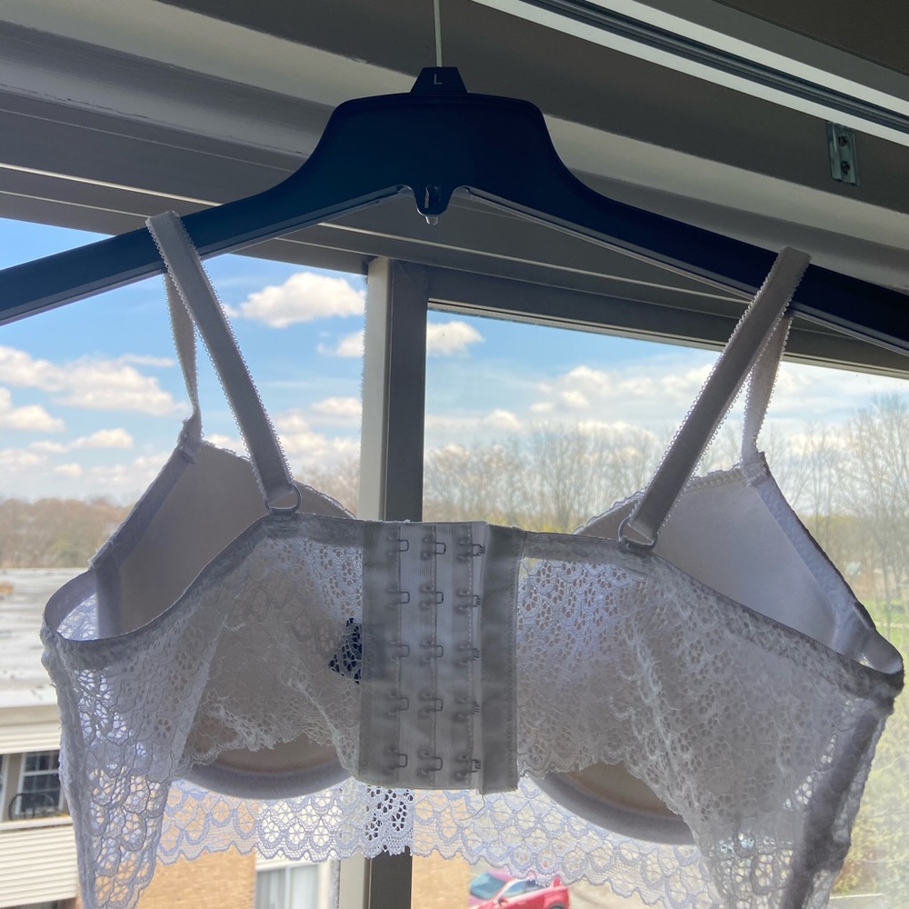 Bra - Picture 2 of 3